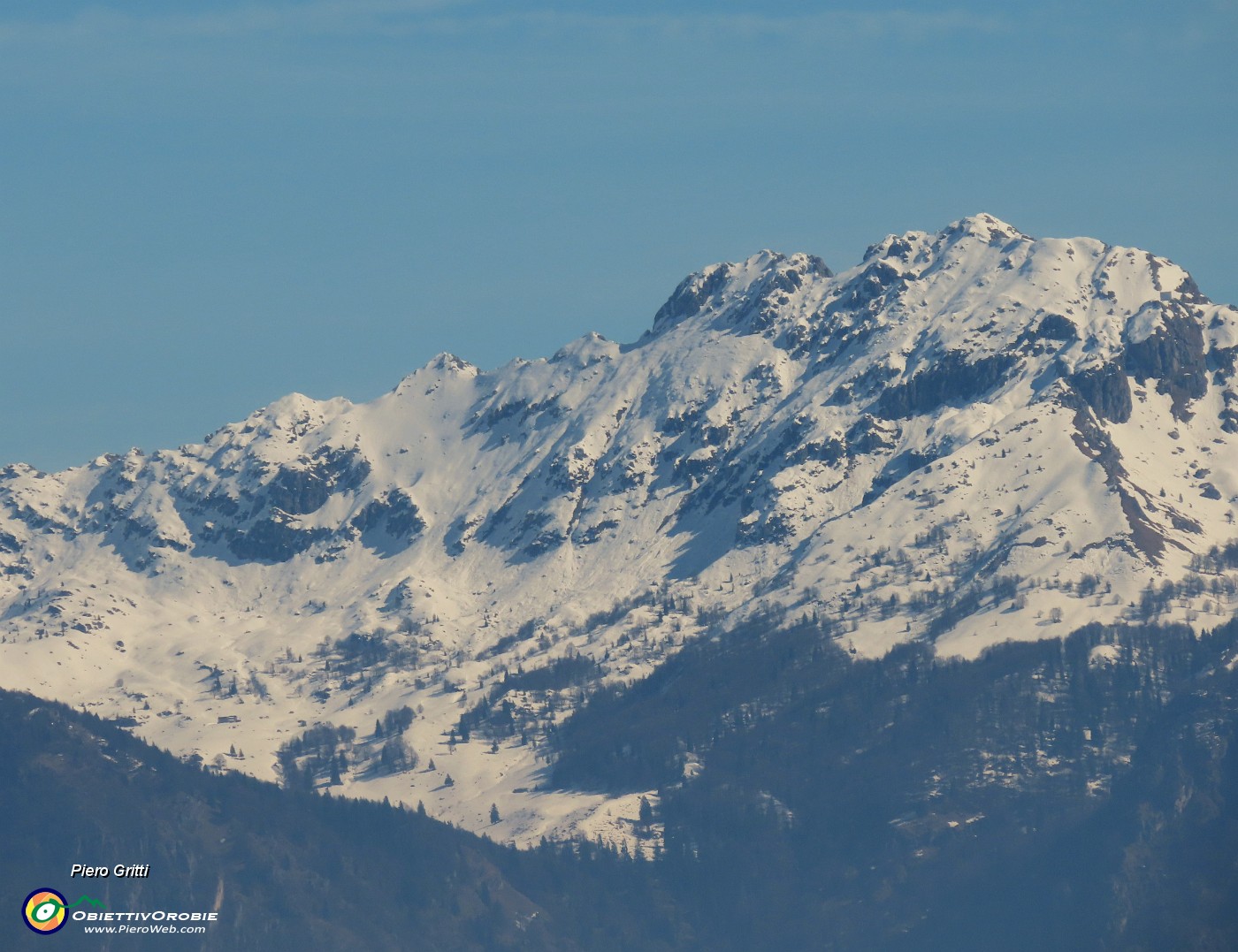 52 Zoom su Cima Alben ben innevato.JPG